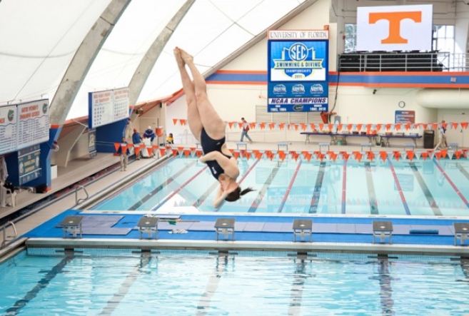 pem surface aquatic matting at women's swimming championship